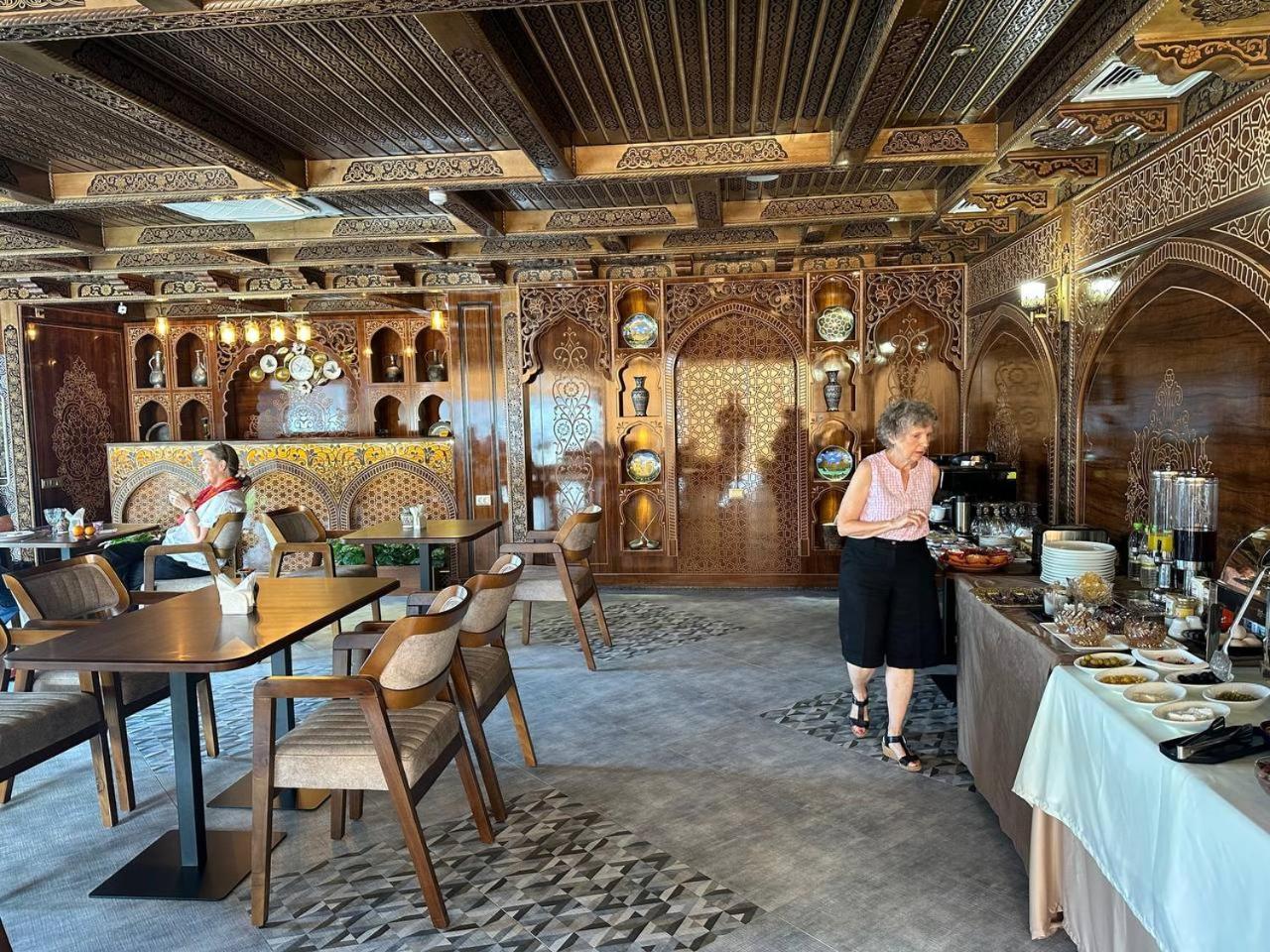 Hotel Minor Samarkand Bagian luar foto